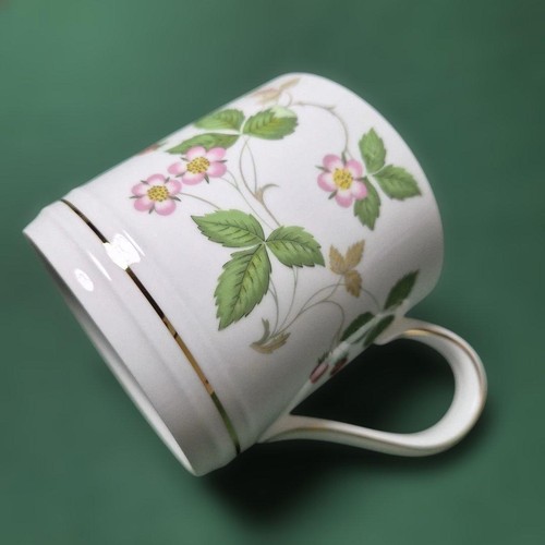 Wedgwood wild strawberry mug - wedgwood,