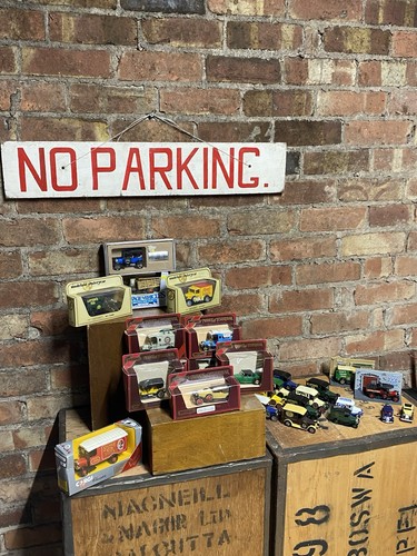 Vintage matchbox corgi - x,