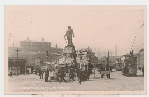 Manchester cromwell statue - manchester,