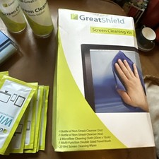 Bin TV LCD Smartphone Screen Cleaning Kit inc. Spray, Cloth  Greatshield