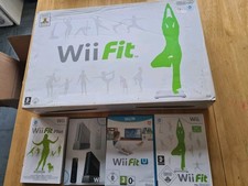 Wii Fit Board + Games Bundle