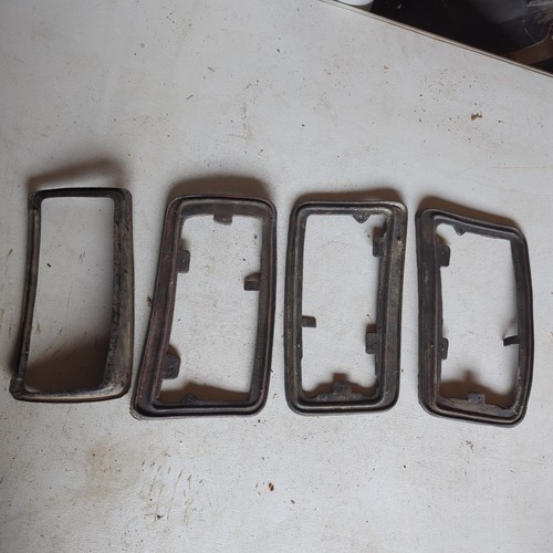 One tail light - light, for