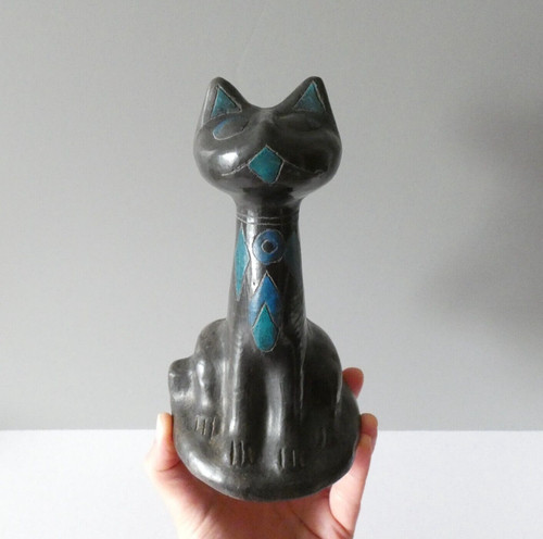 Manuel felguerez cat sculpture - manuel,