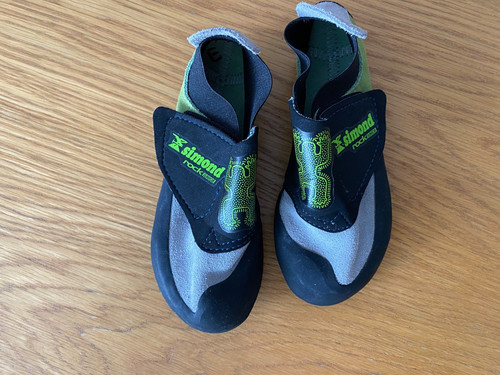 Simond kids climbing shoes