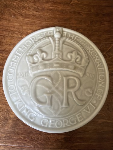 Ceramic commemorative plate