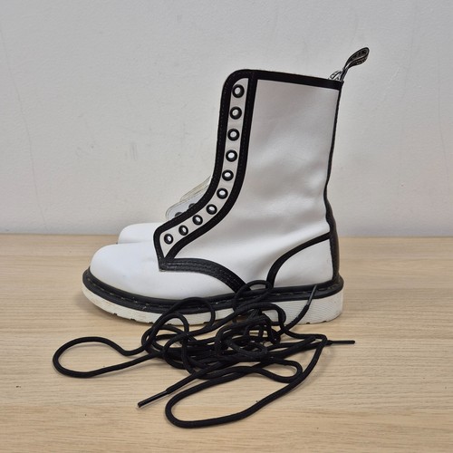 Martens 1490 pierre 10 - dr,