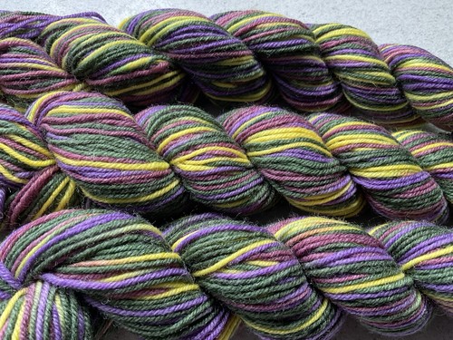 100 merino yarn - merino, x