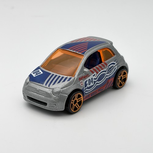 Hot wheels fiat 500 - hot,