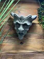 STONE GARDEN GARGOYLE GREMLIN JOKER WALL PLAQUE HANGER PLANTER ORNAMENT