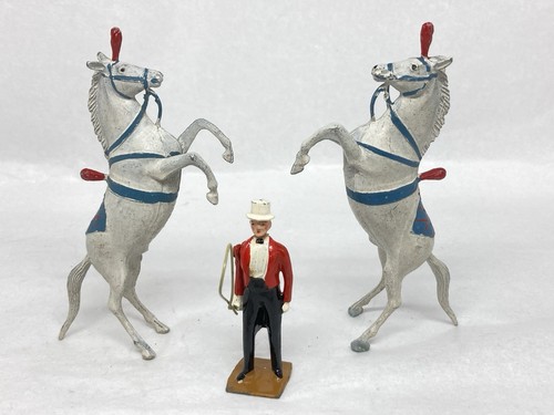 Circus performing prancing - performing,