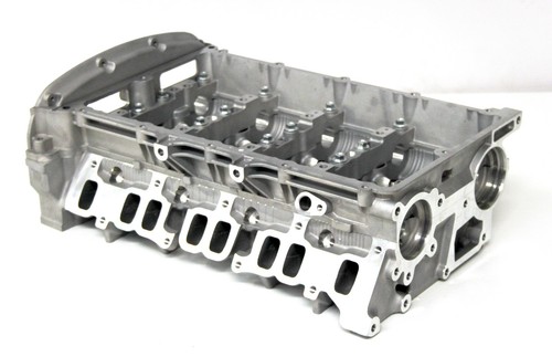 Cylinder head for - for, tourneo