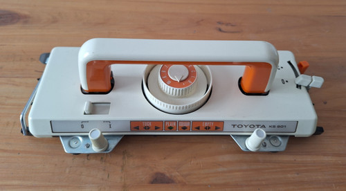 Toyota 901 knitting machine - ks,