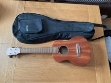 Kimise Soprano Ukulele KMU26T