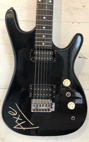 Axe phantom guitar from the - phantom,