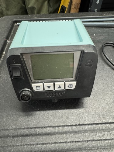 Weller soldering station - 1,