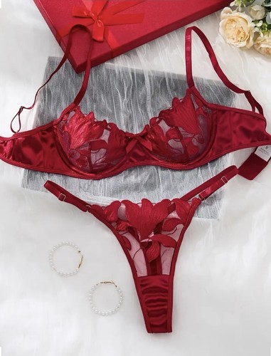 Sexy lingerie set red - lingerie, flowers