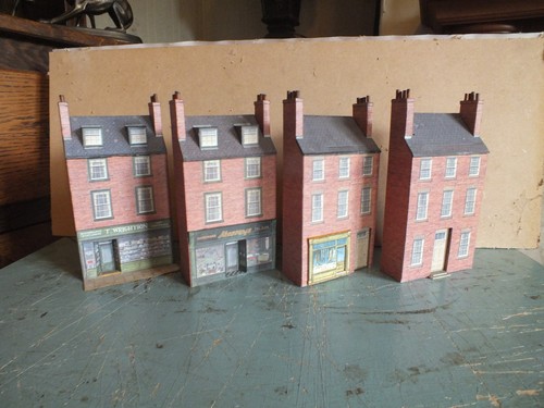 Gauge low relief - oo, shops