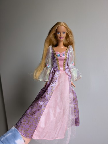 Vintage 1999 rapunzel barbie - vintage,