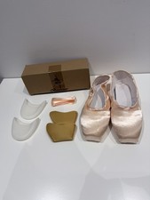 A5) Bezioner Ballet Dance Pointe Shoes Size 42 L UK 8 Pale Pink Decor Dancer