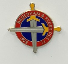 Vintage Dagenham & Redbridge F.C. 1992 Enamel Pin Badge. V3 11