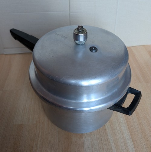 Prestige pressure cooker - prestige,