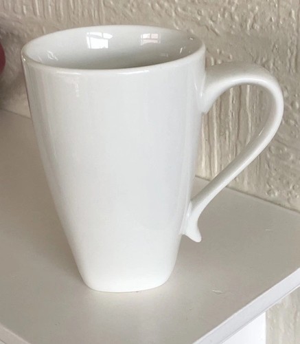 White coffee mug pausa - coffee,