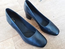 Clarks Black slip on Court