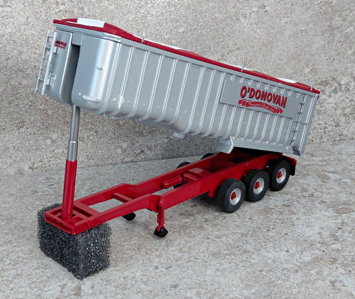 Corgi modern trucks - modern,