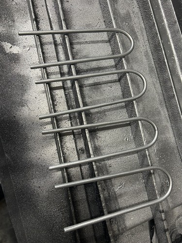 6mm ground metal anchor pegs - ground,