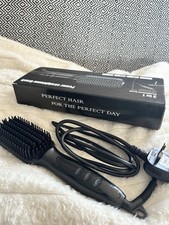 Power Straightening Brush