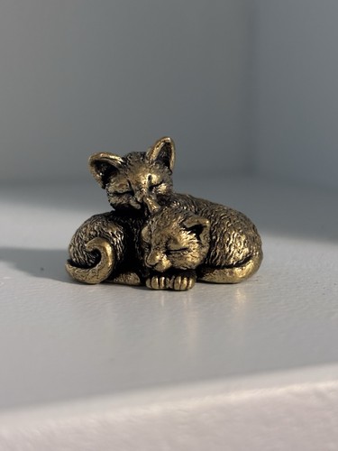 Solid brass small cats - brass,