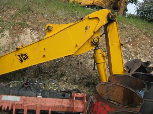 Jcb js130 excavator wheeled - js130,