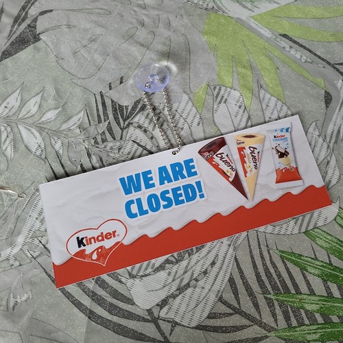 Kinder icecream shop - , open