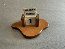 Vintage Desk Perpetual Calendar on Wooden Base