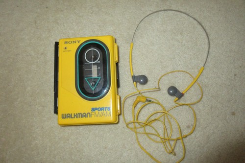 Sony f35 walkman sports - sony, wm-f35