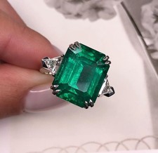 18ct Solid White Gold Natural Diamond & Zambian Emerald Cocktail Ring