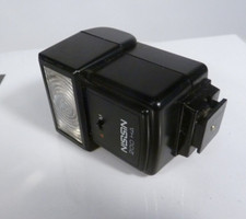 Nissin 200HA  Flash Ideal