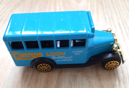 Corgi model blue bedford - blue,