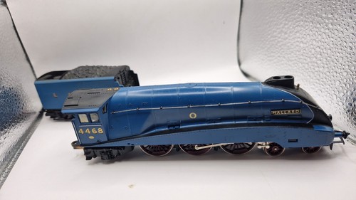 Hornby r3371 class - hornby,