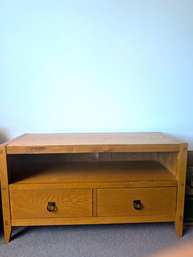 Oak media stand good - tv,