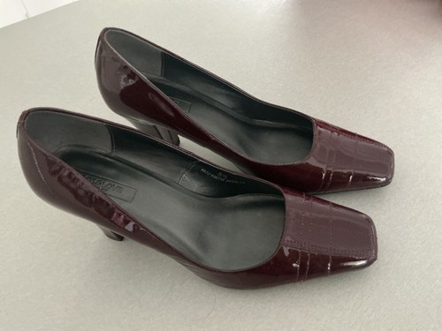 Footglove deep red - m&s,