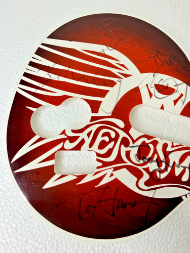 Rare signed aerosmith guitar - signed,
