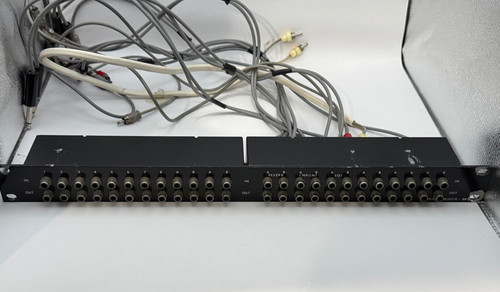 Custom audio patch bay - 88,