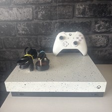 Microsoft Xbox One X 1TB