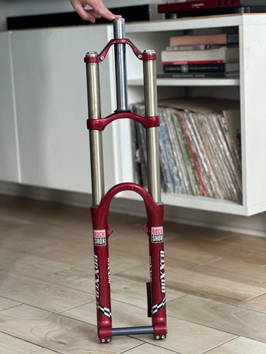 Red rock shox boxxer - red,