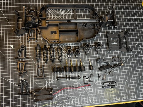 Tamiya tgs parts job lot - lot,