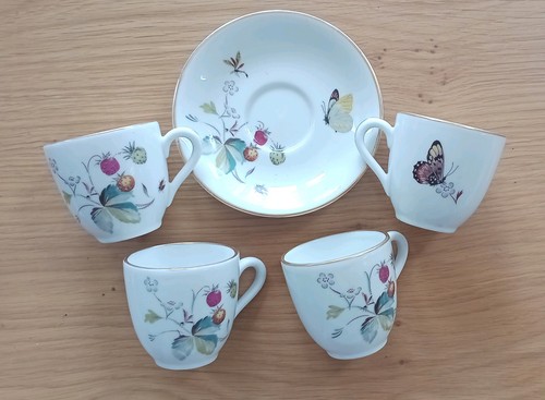 Royal worcester strawberry - royal,