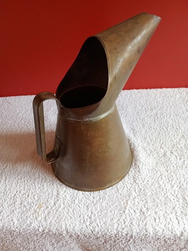 Vintage half gallon oil - gallon,