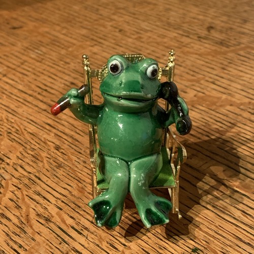 Vintage 1979 enesco figurine - 1979,
