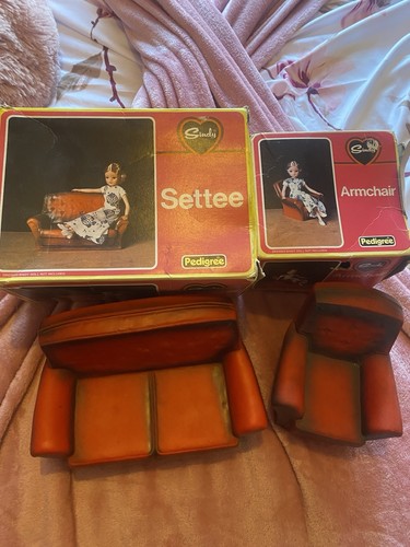 Vintage sindy red - vintage, chesterfield